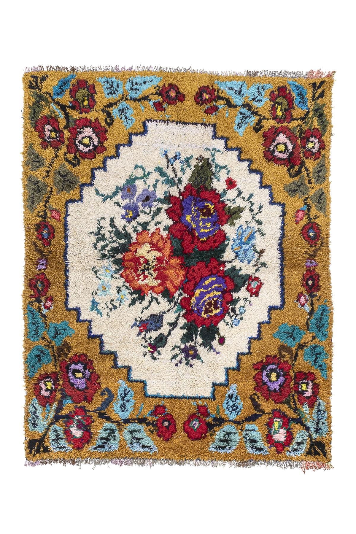 Sivas Kilim Rug (2.5 x 6.6 ft) | KILIM WHOLESALE - Vintage Handmade Pillows - Vintage Handmade Kilim Rugs - It is 100% wool. Artistic and historical rugs. Old handwoven rugs. - Online hand woven rugs and kilim cushions sales. Shipping to all ove