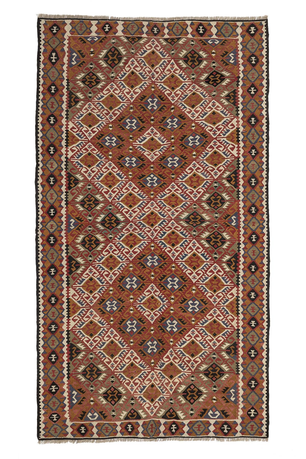 Van Runner Rug (3.32 x 5.99 ft)