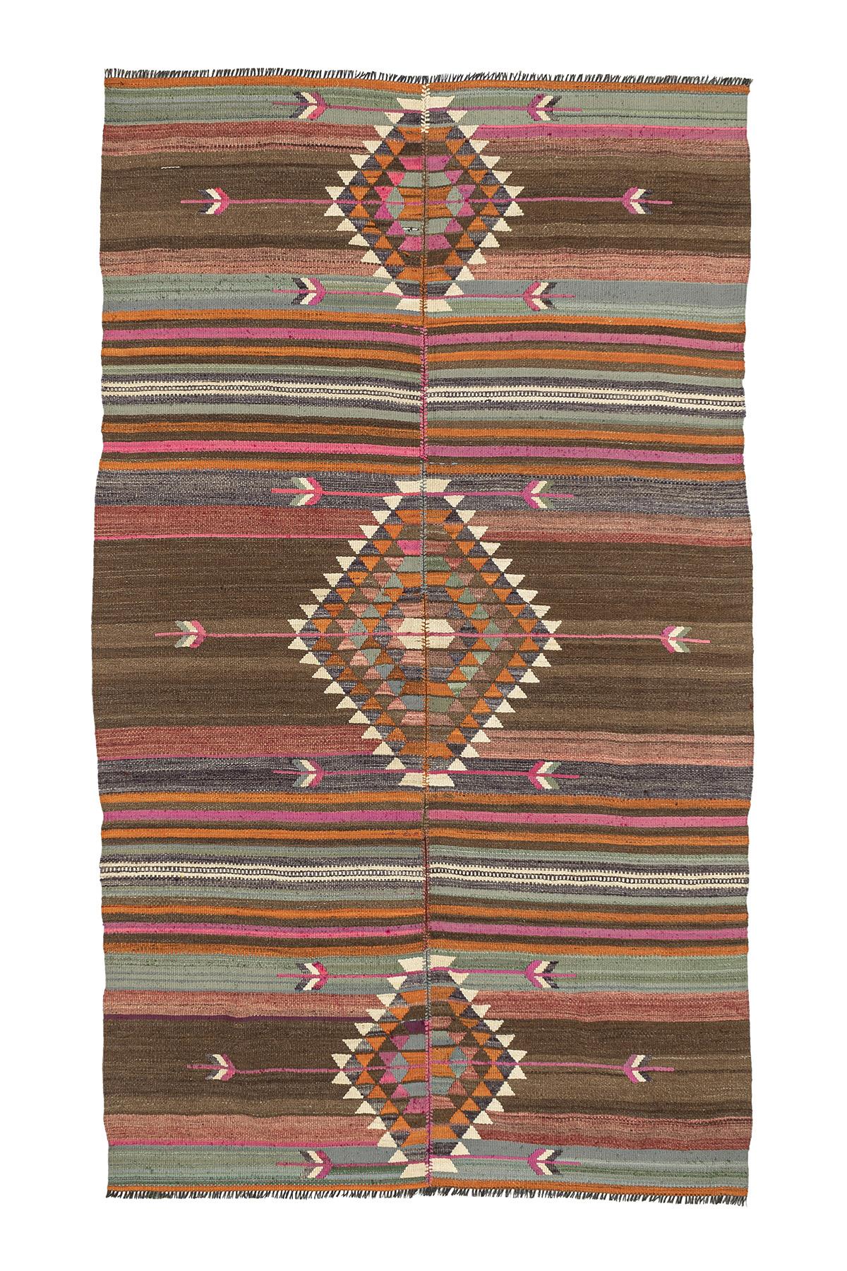 Kars kilim rug