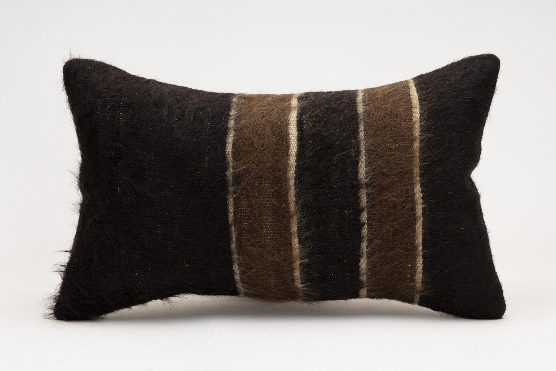 12x20 inches (30x50 cm) Kilim Pillow | KILIM WHOLESALE - Vintage Handmade Pillows - Vintage Handmade Kilim Rugs - It is 100% wool. Artistic and historical rugs. Old handwoven rugs. - Online hand woven rugs and kilim cushions sales. Shipping to a