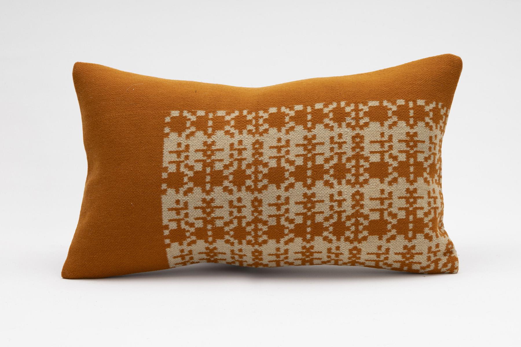 12''20'' (30x50 cm) Kilim Pillows - Vintage Handmade Kilim Pillows - Vintage Handmade Kilim Rugs - It is 100% wool. Artistic and historical rugs. Old handwoven rugs.