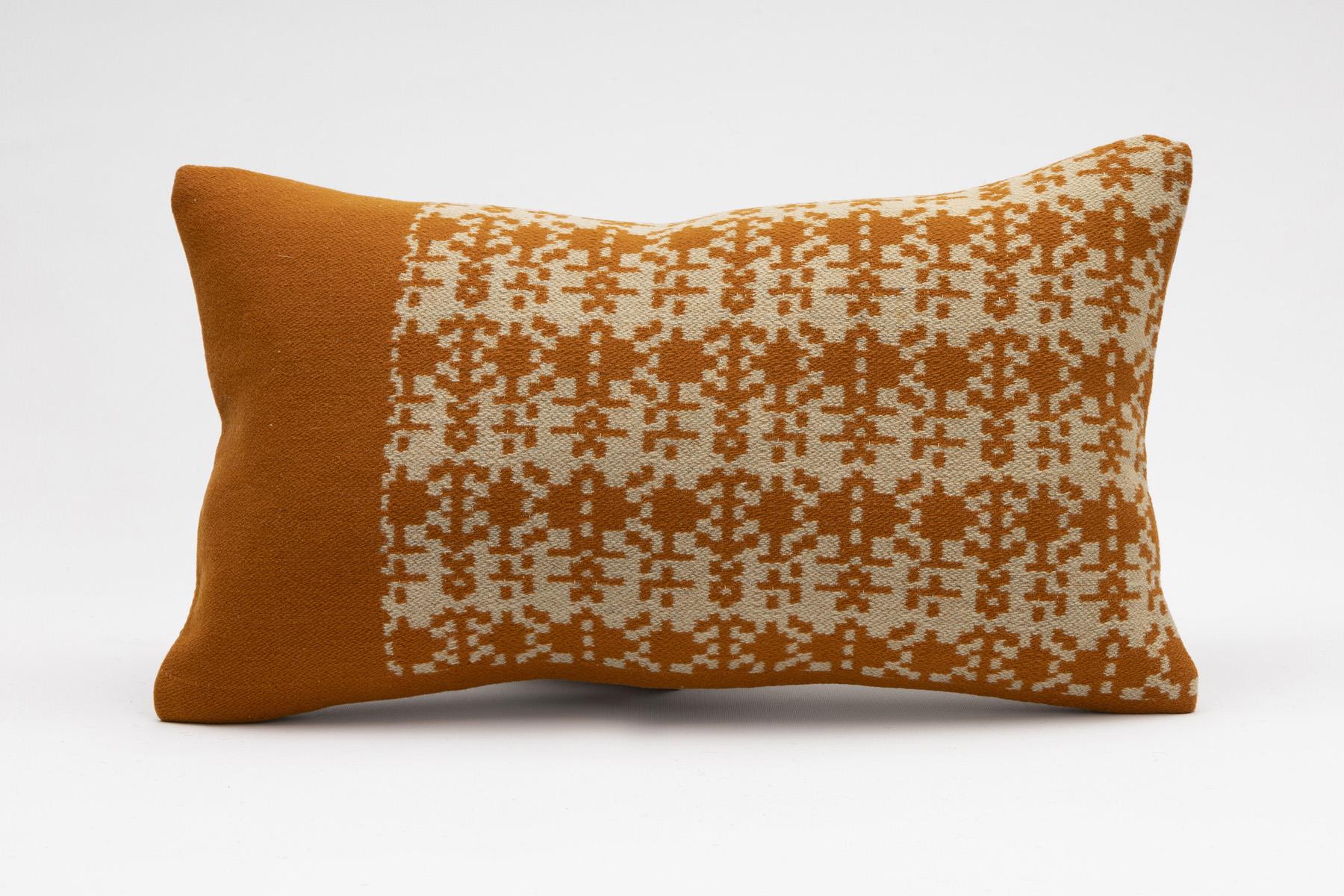 12''20'' (30x50 cm) Kilim Pillows - Vintage Handmade Kilim Pillows - Vintage Handmade Kilim Rugs - It is 100% wool. Artistic and historical rugs. Old handwoven rugs.