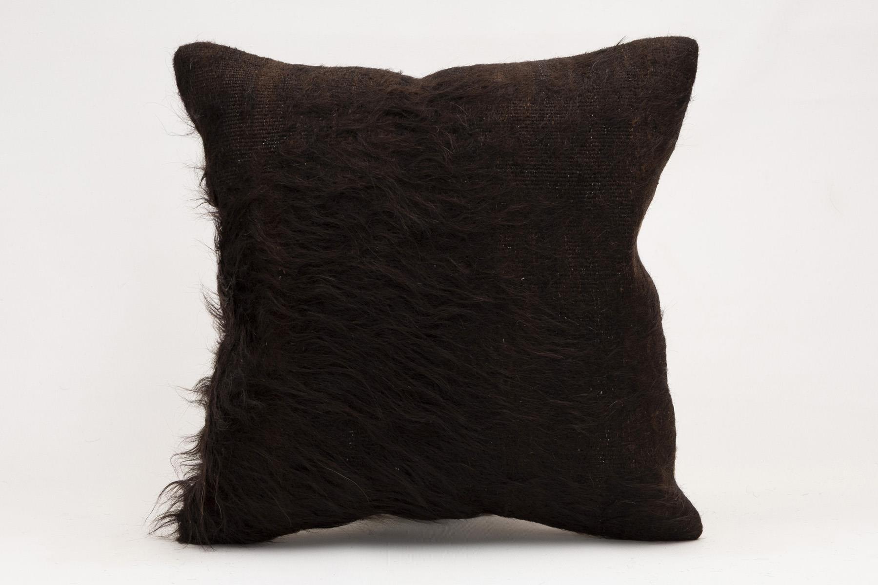 16x16 inches (40x40 cm) Kilim Pillow | KILIM WHOLESALE - Vintage Handmade Pillows - Vintage Handmade Kilim Rugs - It is 100% wool. Artistic and historical rugs. Old handwoven rugs. - Online hand woven rugs and kilim cushions sales. Shipping to a