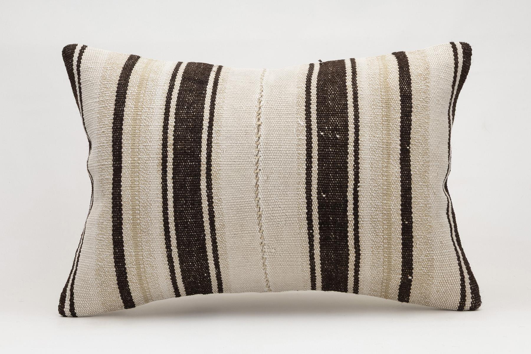 16x24 inches (40x60 cm) Kilim Pillow | KILIM WHOLESALE - Vintage Handmade Pillows - Vintage Handmade Kilim Rugs - It is 100% wool. Artistic and historical rugs. Old handwoven rugs. - Online hand woven rugs and kilim cushions sales. Shipping to a