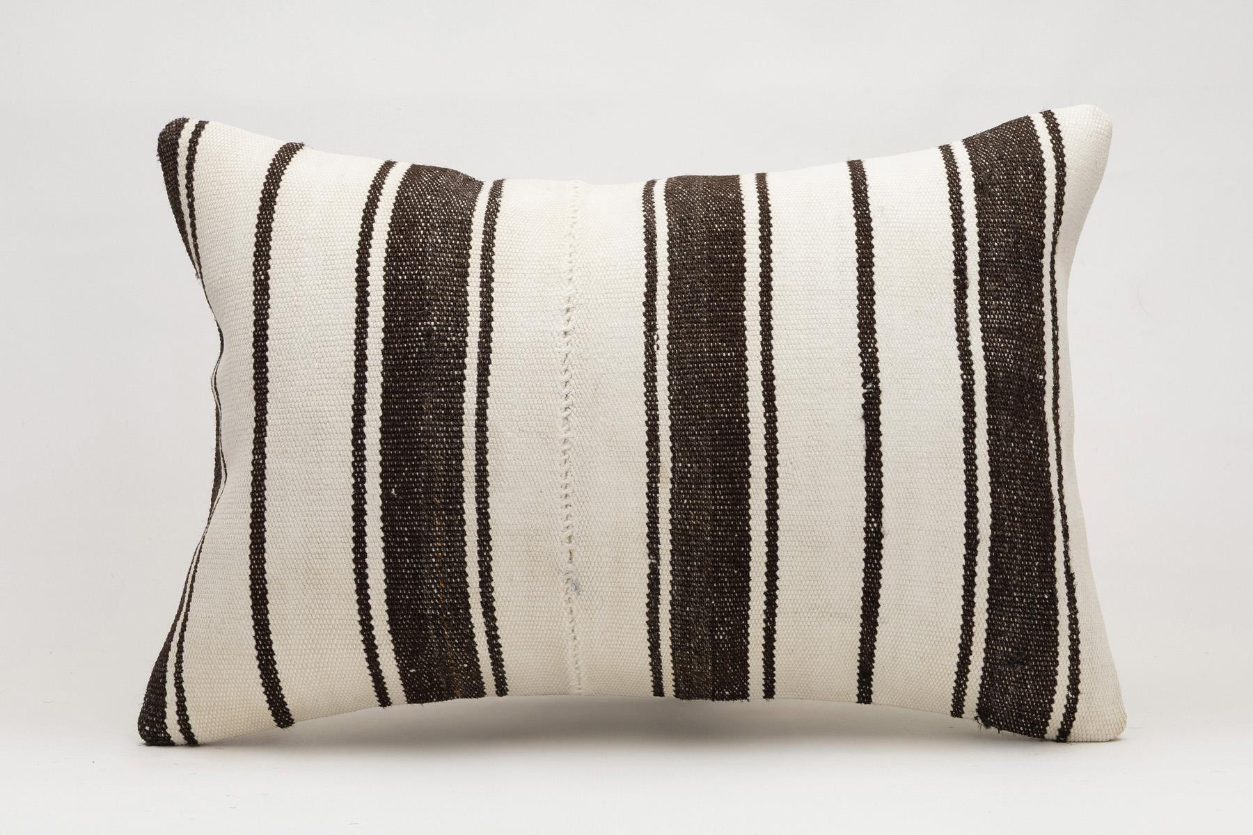 16x24 inches (40x60 cm) Kilim Pillow | KILIM WHOLESALE - Vintage Handmade Pillows - Vintage Handmade Kilim Rugs - It is 100% wool. Artistic and historical rugs. Old handwoven rugs. - Online hand woven rugs and kilim cushions sales. Shipping to a
