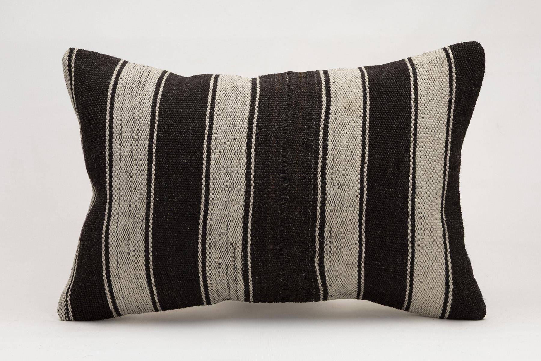 16x24 inches (40x60 cm) Kilim Pillow | KILIM WHOLESALE - Vintage Handmade Pillows - Vintage Handmade Kilim Rugs - It is 100% wool. Artistic and historical rugs. Old handwoven rugs. - Online hand woven rugs and kilim cushions sales. Shipping to a