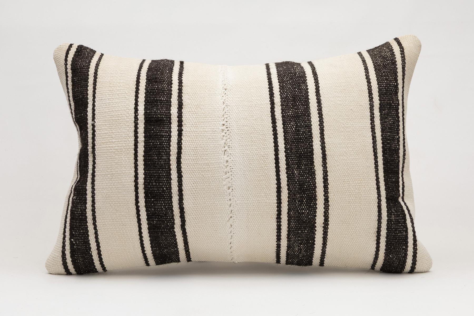 16x24 inches (40x60 cm) Kilim Pillow | KILIM WHOLESALE - Vintage Handmade Pillows - Vintage Handmade Kilim Rugs - It is 100% wool. Artistic and historical rugs. Old handwoven rugs. - Online hand woven rugs and kilim cushions sales. Shipping to a