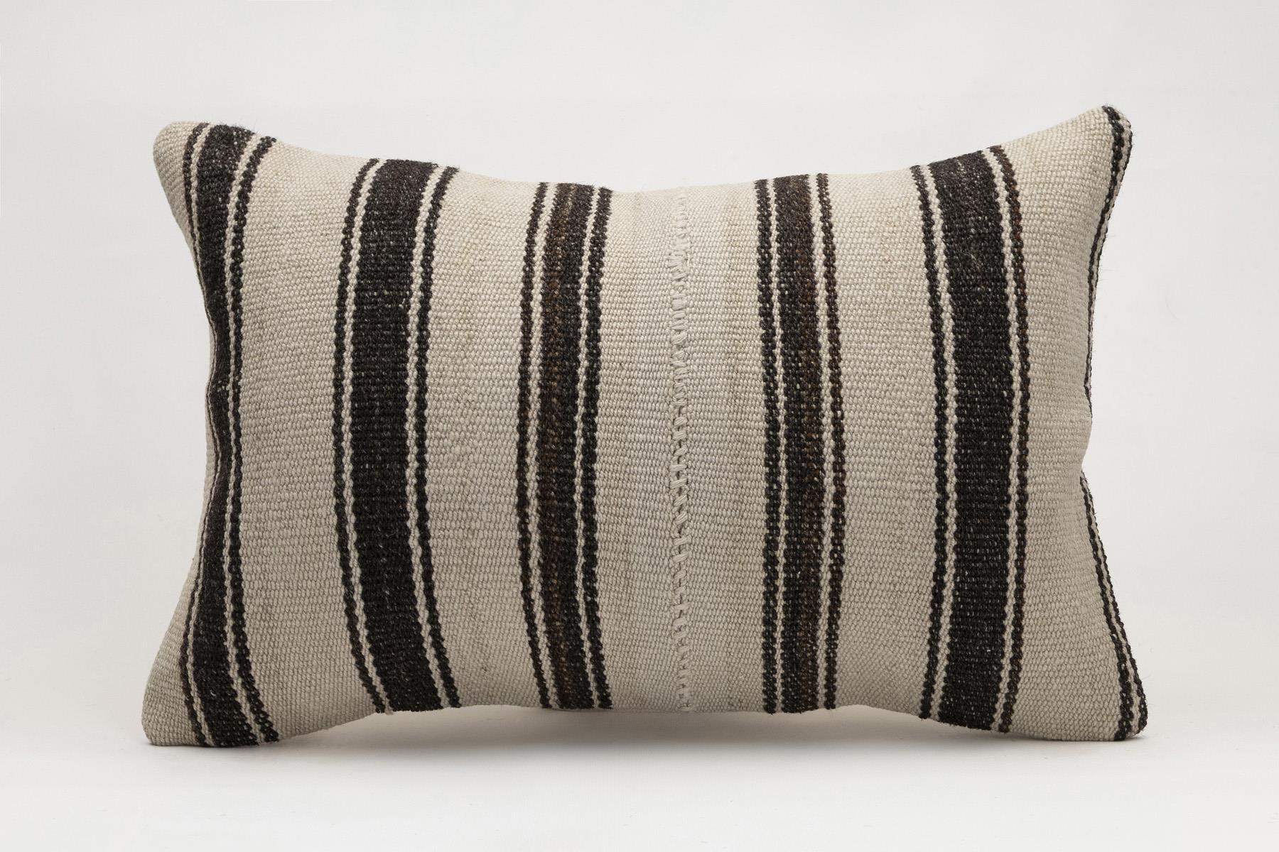 16x24 inches (40x60 cm) Kilim Pillow | KILIM WHOLESALE - Vintage Handmade Pillows - Vintage Handmade Kilim Rugs - It is 100% wool. Artistic and historical rugs. Old handwoven rugs. - Online hand woven rugs and kilim cushions sales. Shipping to a