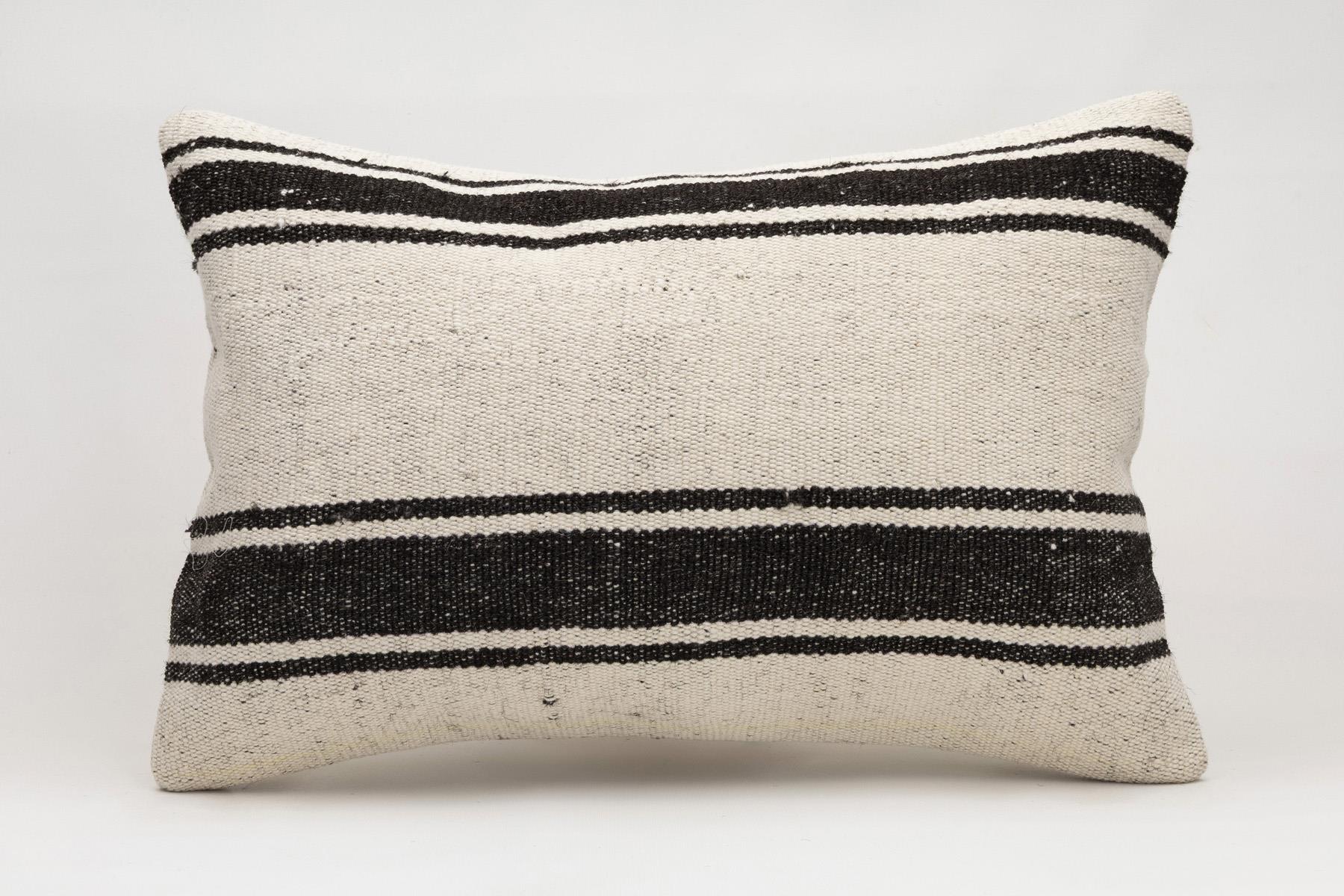 16x24 inches (40x60 cm) Kilim Pillow | KILIM WHOLESALE - Vintage Handmade Pillows - Vintage Handmade Kilim Rugs - It is 100% wool. Artistic and historical rugs. Old handwoven rugs. - Online hand woven rugs and kilim cushions sales. Shipping to a