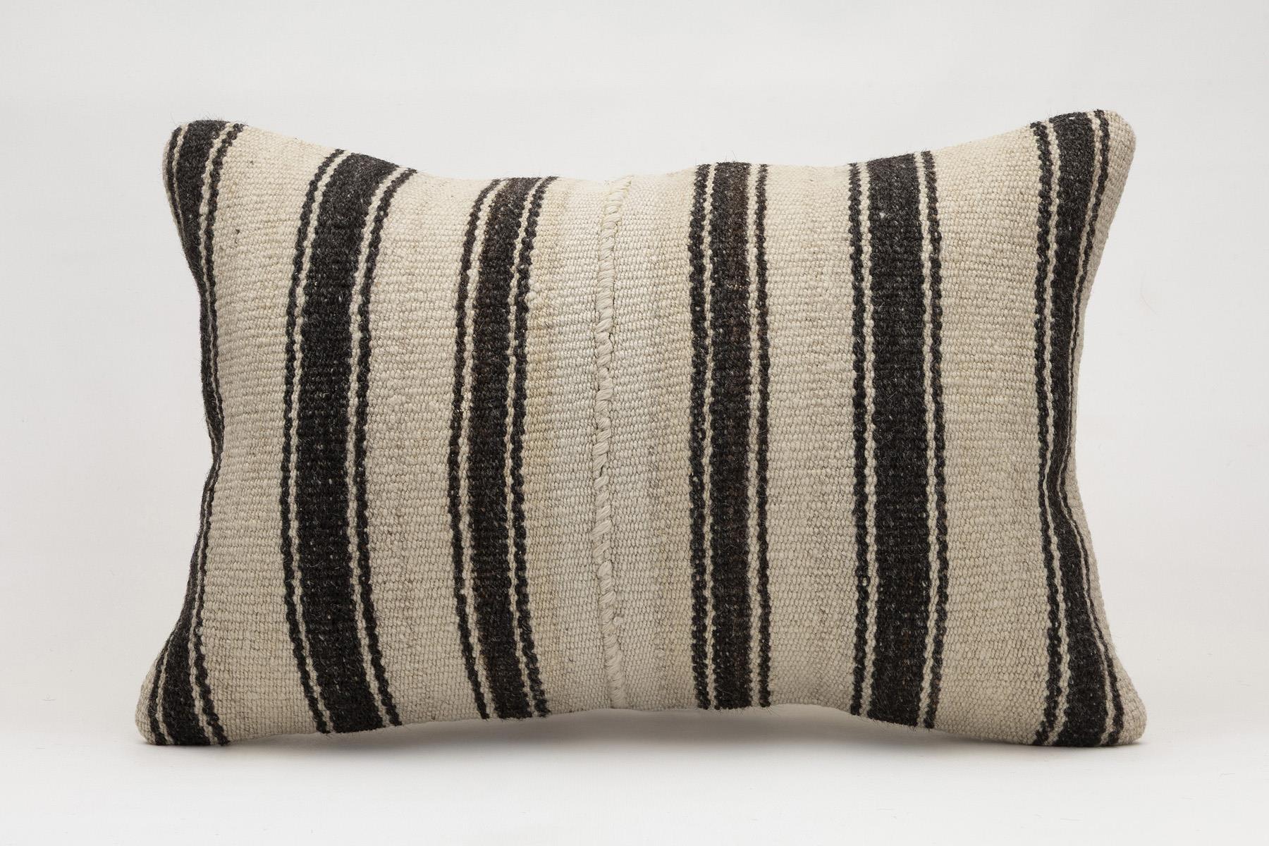 16x24 inches (40x60 cm) Kilim Pillow | KILIM WHOLESALE - Vintage Handmade Pillows - Vintage Handmade Kilim Rugs - It is 100% wool. Artistic and historical rugs. Old handwoven rugs. - Online hand woven rugs and kilim cushions sales. Shipping to a