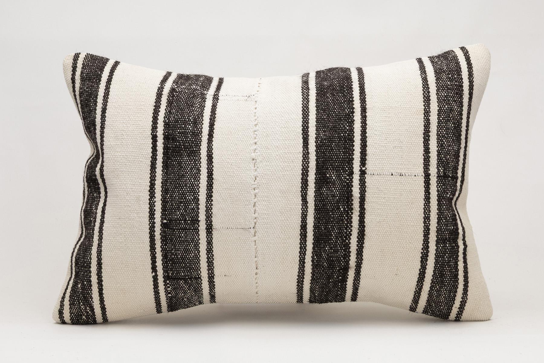 16x24 inches (40x60 cm) Kilim Pillow | KILIM WHOLESALE - Vintage Handmade Pillows - Vintage Handmade Kilim Rugs - It is 100% wool. Artistic and historical rugs. Old handwoven rugs. - Online hand woven rugs and kilim cushions sales. Shipping to a