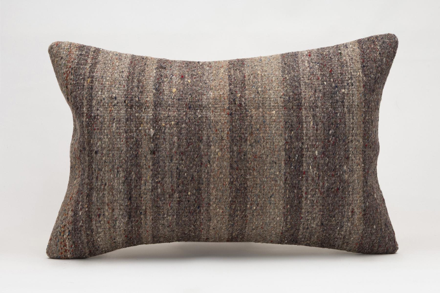 16x24 inches (40x60 cm) Kilim Pillow | KILIM WHOLESALE - Vintage Handmade Pillows - Vintage Handmade Kilim Rugs - It is 100% wool. Artistic and historical rugs. Old handwoven rugs. - Online hand woven rugs and kilim cushions sales. Shipping to a