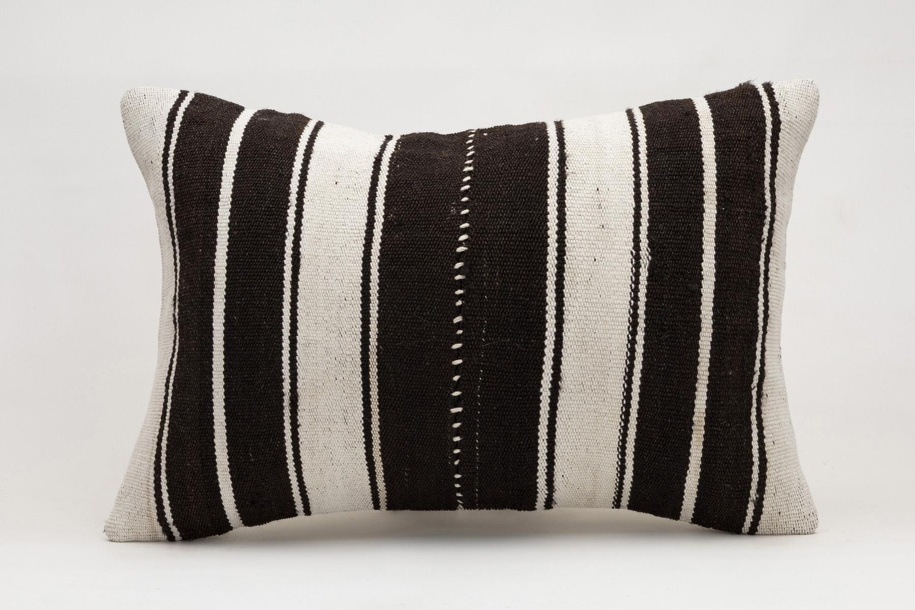 16x24 inches (40x60 cm) Kilim Pillow | KILIM WHOLESALE - Vintage Handmade Pillows - Vintage Handmade Kilim Rugs - It is 100% wool. Artistic and historical rugs. Old handwoven rugs. - Online hand woven rugs and kilim cushions sales. Shipping to a