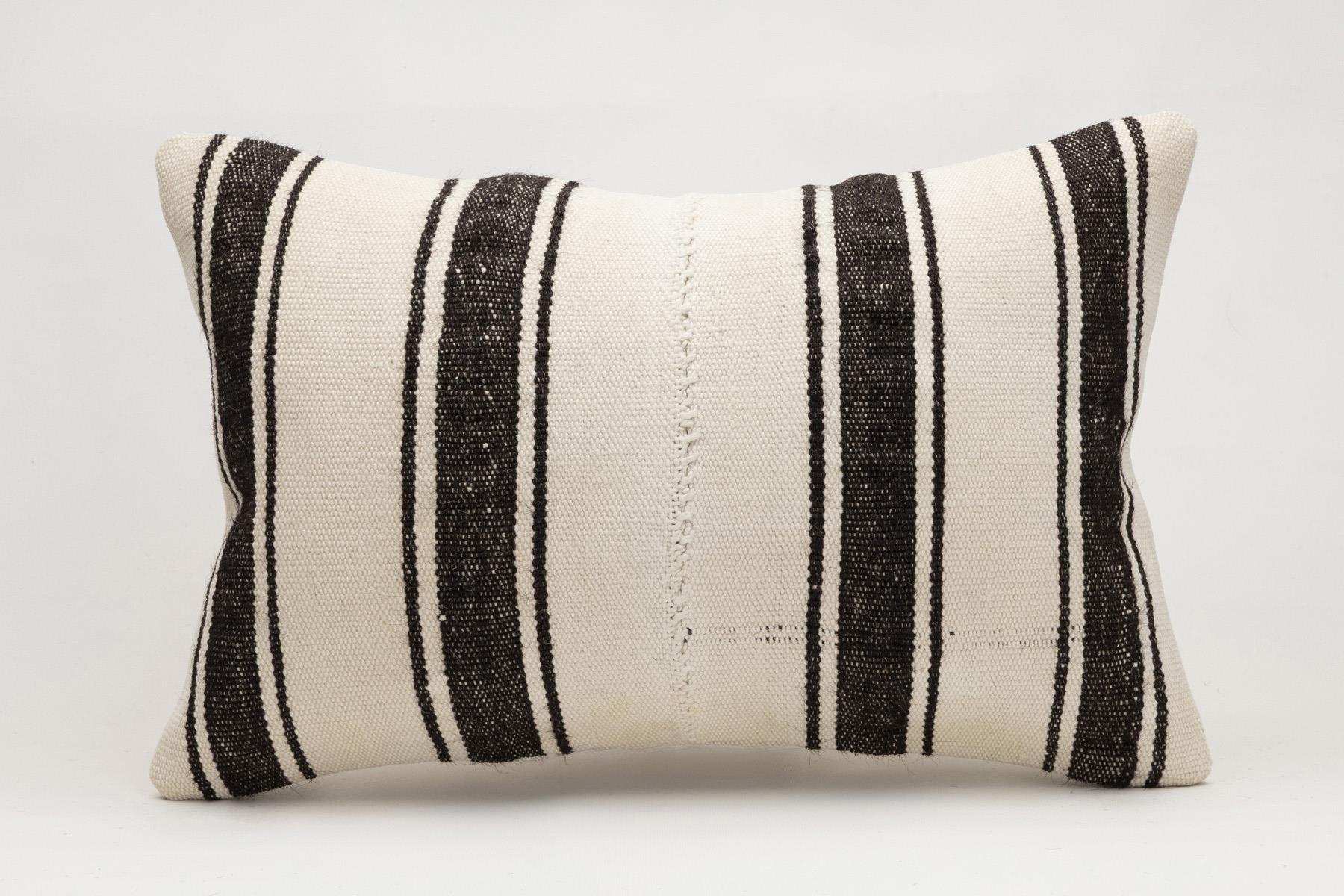16x24 inches (40x60 cm) Kilim Pillow | KILIM WHOLESALE - Vintage Handmade Pillows - Vintage Handmade Kilim Rugs - It is 100% wool. Artistic and historical rugs. Old handwoven rugs. - Online hand woven rugs and kilim cushions sales. Shipping to a