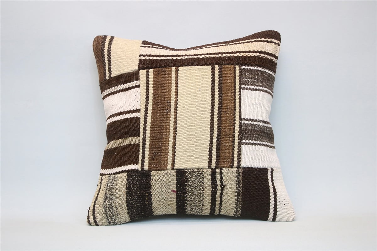 16x16 feet (40x40 cm) Kilim Pillow