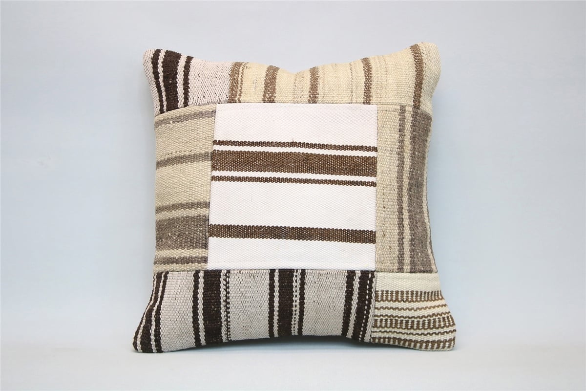 16x16 feet (40x40 cm) Kilim Pillow