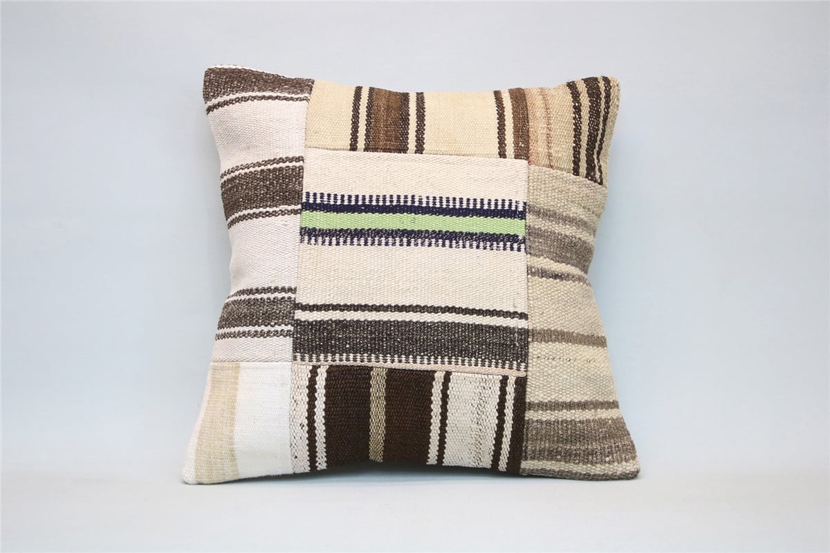 16x16 feet (40x40 cm) Kilim Pillow