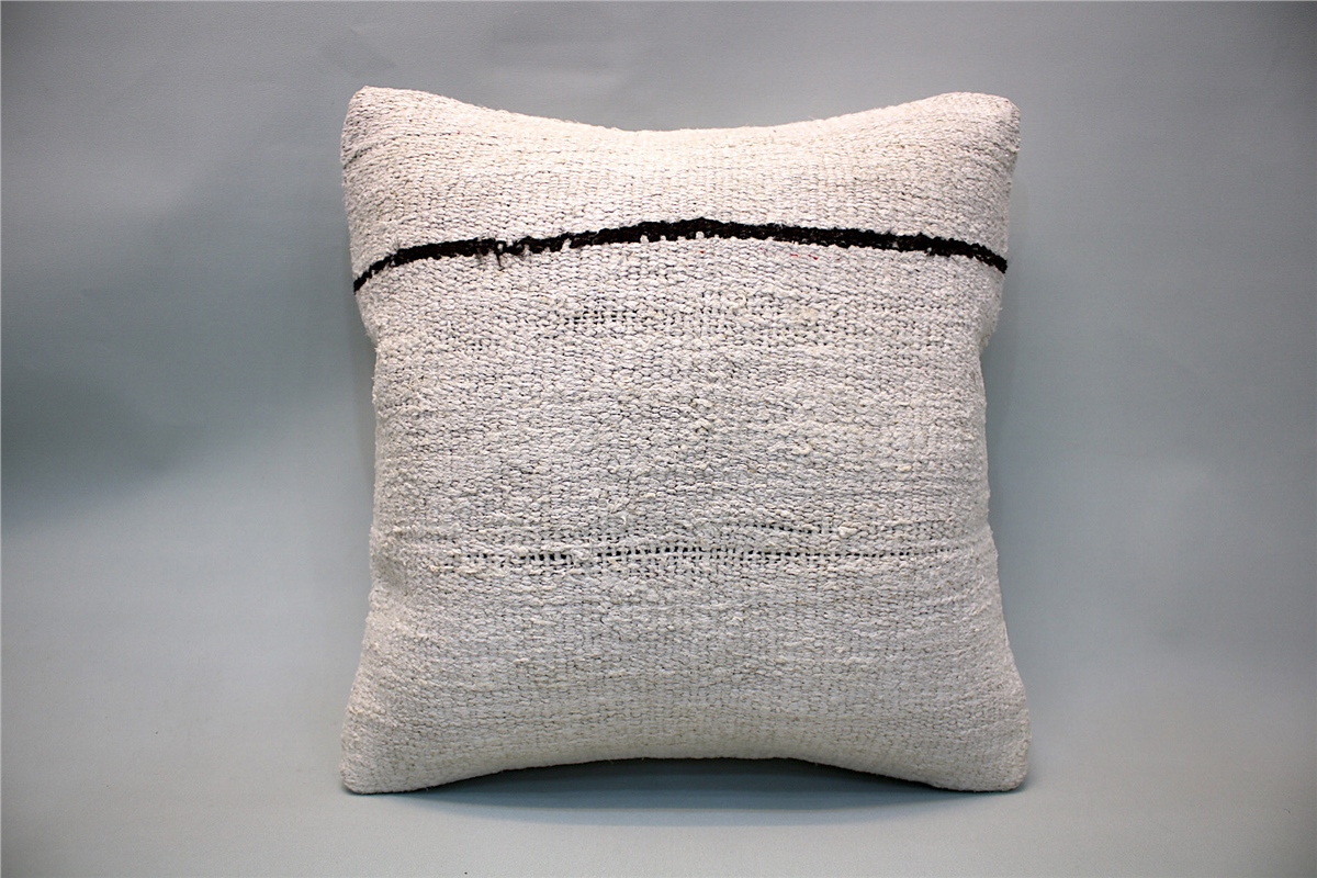16x16 feet (40x40 cm) Kilim Pillow