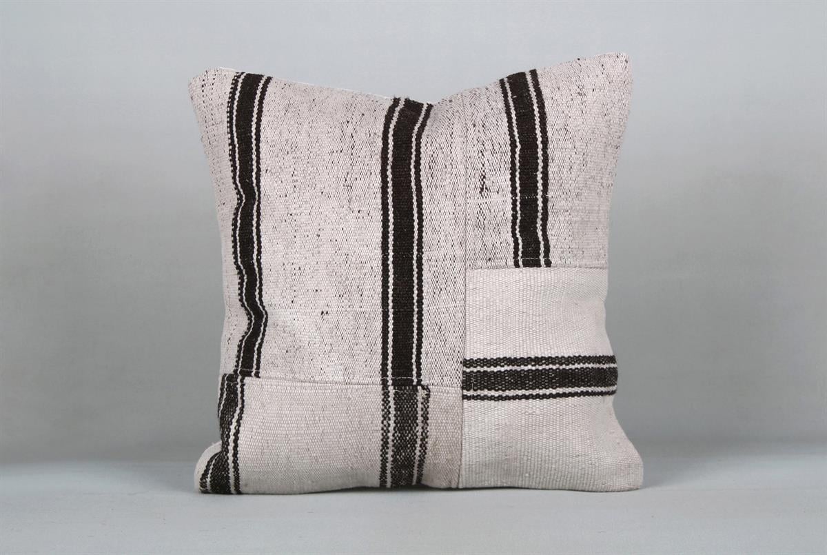 16''16'' (40x40 cm) Kilim Pillows - Vintage Handmade Kilim Pillows - Vintage Handmade Kilim Rugs - It is 100% wool. Artistic and historical rugs. Old handwoven rugs.