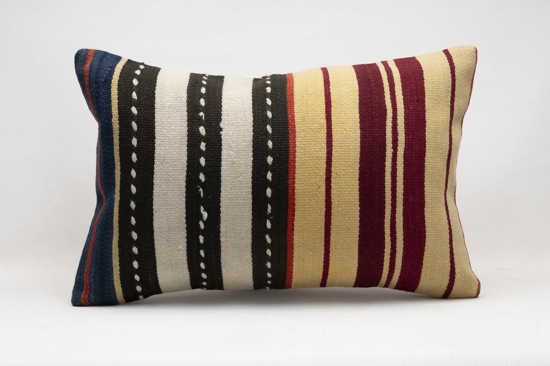 16''24'' (40x60 cm) Kilim Pillows - Vintage Handmade Kilim Pillows - Vintage Handmade Kilim Rugs - It is 100% wool. Artistic and historical rugs. Old handwoven rugs.