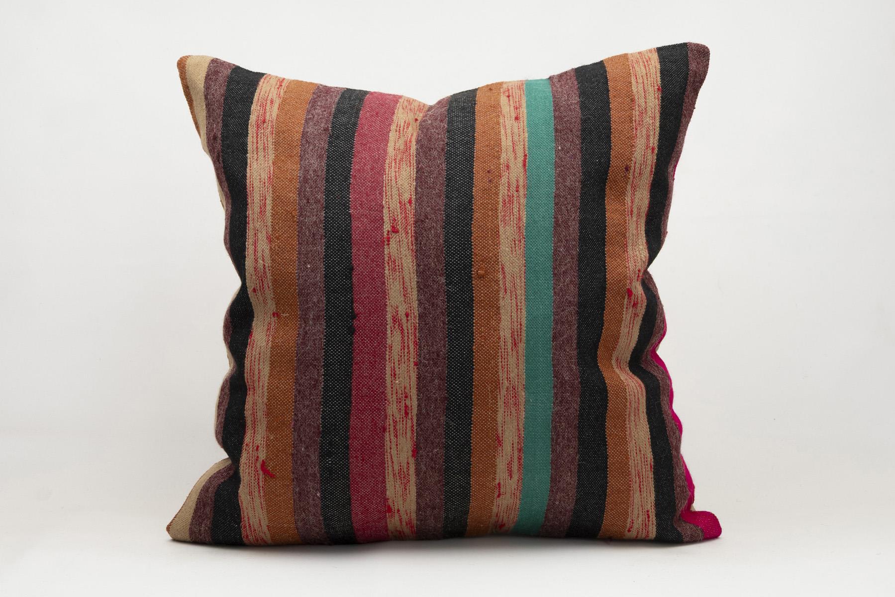 16x24 inches (40x60 cm) Kilim Pillow | KILIM WHOLESALE - Vintage Handmade Pillows - Vintage Handmade Kilim Rugs - It is 100% wool. Artistic and historical rugs. Old handwoven rugs. - Online hand woven rugs and kilim cushions sales. Shipping to a