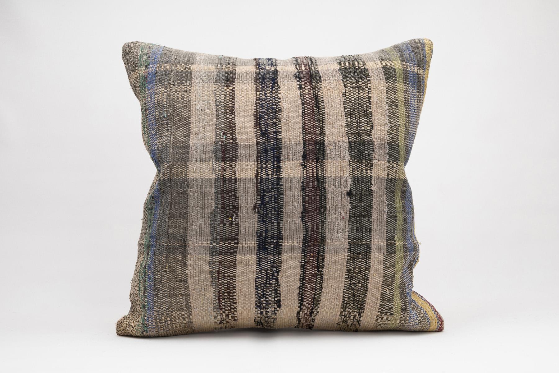 16x24 inches (40x60 cm) Kilim Pillow | KILIM WHOLESALE - Vintage Handmade Pillows - Vintage Handmade Kilim Rugs - It is 100% wool. Artistic and historical rugs. Old handwoven rugs. - Online hand woven rugs and kilim cushions sales. Shipping to a