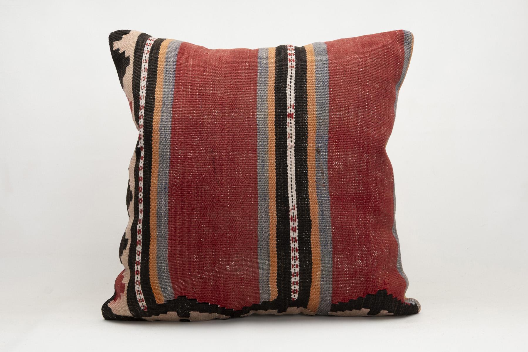 16x24 inches (40x60 cm) Kilim Pillow | KILIM WHOLESALE - Vintage Handmade Pillows - Vintage Handmade Kilim Rugs - It is 100% wool. Artistic and historical rugs. Old handwoven rugs. - Online hand woven rugs and kilim cushions sales. Shipping to a