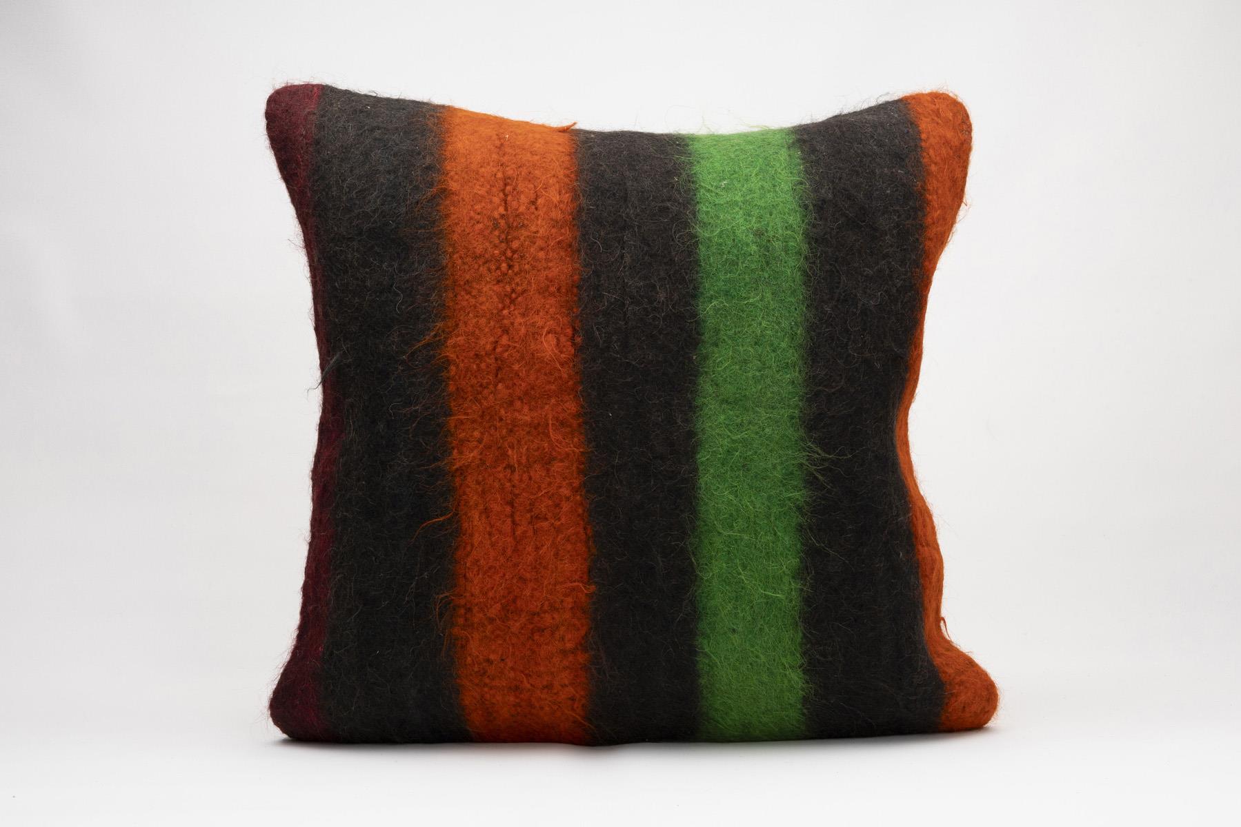 16x24 inches (40x60 cm) Kilim Pillow | KILIM WHOLESALE - Vintage Handmade Pillows - Vintage Handmade Kilim Rugs - It is 100% wool. Artistic and historical rugs. Old handwoven rugs. - Online hand woven rugs and kilim cushions sales. Shipping to a