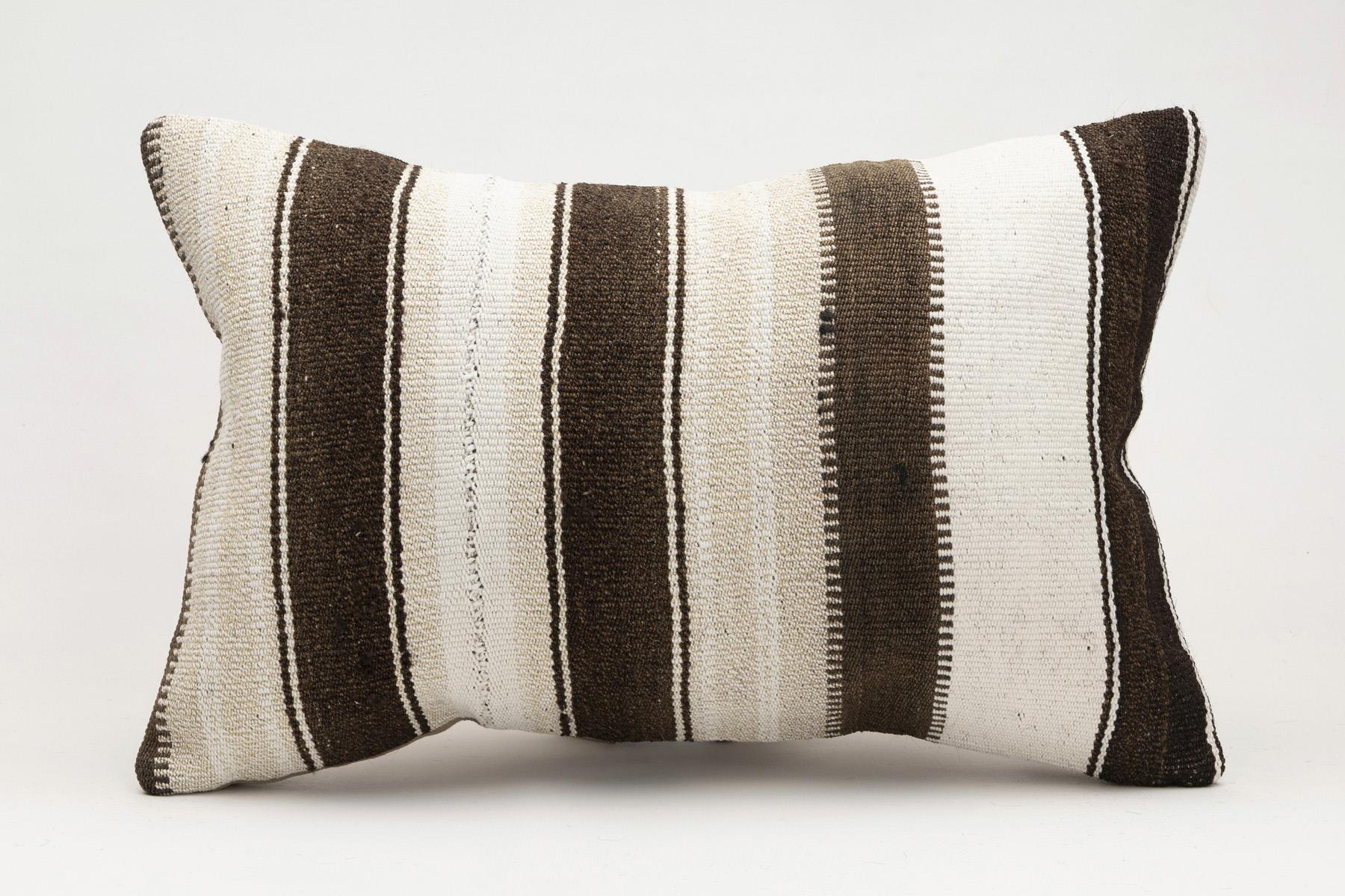 16x24 inches (40x60 cm) Kilim Pillow | KILIM WHOLESALE - Vintage Handmade Pillows - Vintage Handmade Kilim Rugs - It is 100% wool. Artistic and historical rugs. Old handwoven rugs. - Online hand woven rugs and kilim cushions sales. Shipping to a