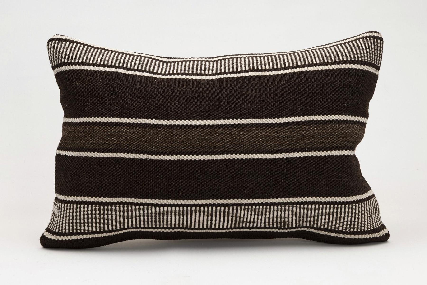 16x24 inches (40x60 cm) Kilim Pillow | KILIM WHOLESALE - Vintage Handmade Pillows - Vintage Handmade Kilim Rugs - It is 100% wool. Artistic and historical rugs. Old handwoven rugs. - Online hand woven rugs and kilim cushions sales. Shipping to a