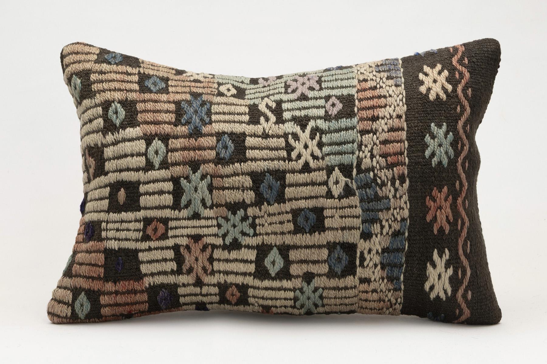 16x24 inches (40x60 cm) Kilim Pillow | KILIM WHOLESALE - Vintage Handmade Pillows - Vintage Handmade Kilim Rugs - It is 100% wool. Artistic and historical rugs. Old handwoven rugs. - Online hand woven rugs and kilim cushions sales. Shipping to a