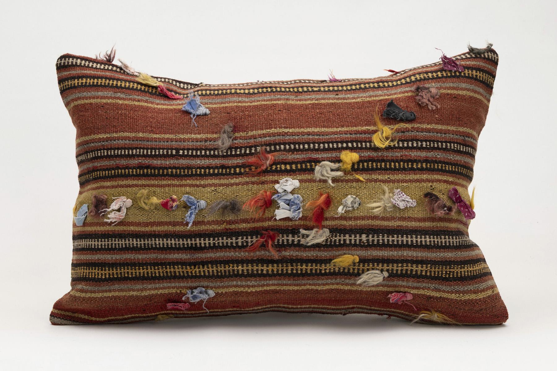 16x24 inches (40x60 cm) Kilim Pillow | KILIM WHOLESALE - Vintage Handmade Pillows - Vintage Handmade Kilim Rugs - It is 100% wool. Artistic and historical rugs. Old handwoven rugs. - Online hand woven rugs and kilim cushions sales. Shipping to a