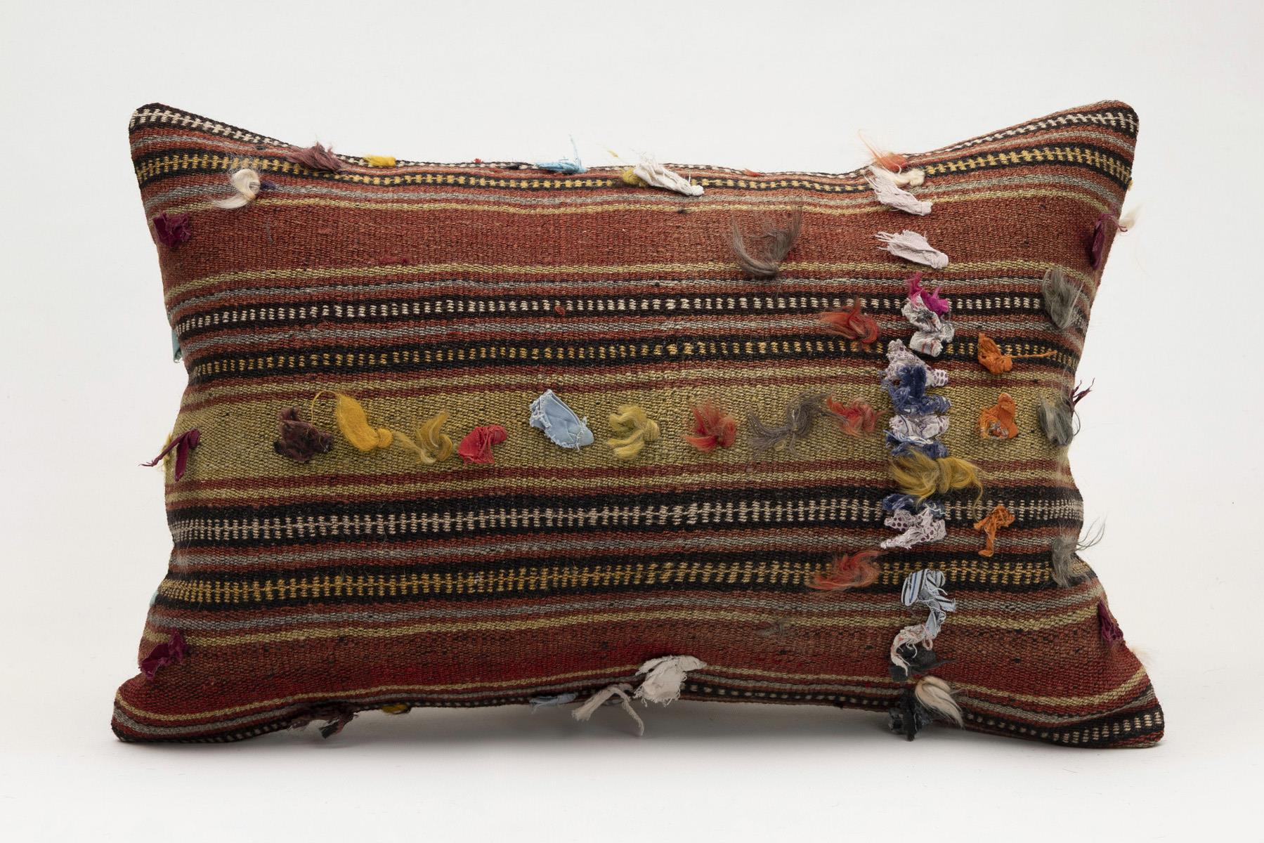 16x24 inches (40x60 cm) Kilim Pillow | KILIM WHOLESALE - Vintage Handmade Pillows - Vintage Handmade Kilim Rugs - It is 100% wool. Artistic and historical rugs. Old handwoven rugs. - Online hand woven rugs and kilim cushions sales. Shipping to a