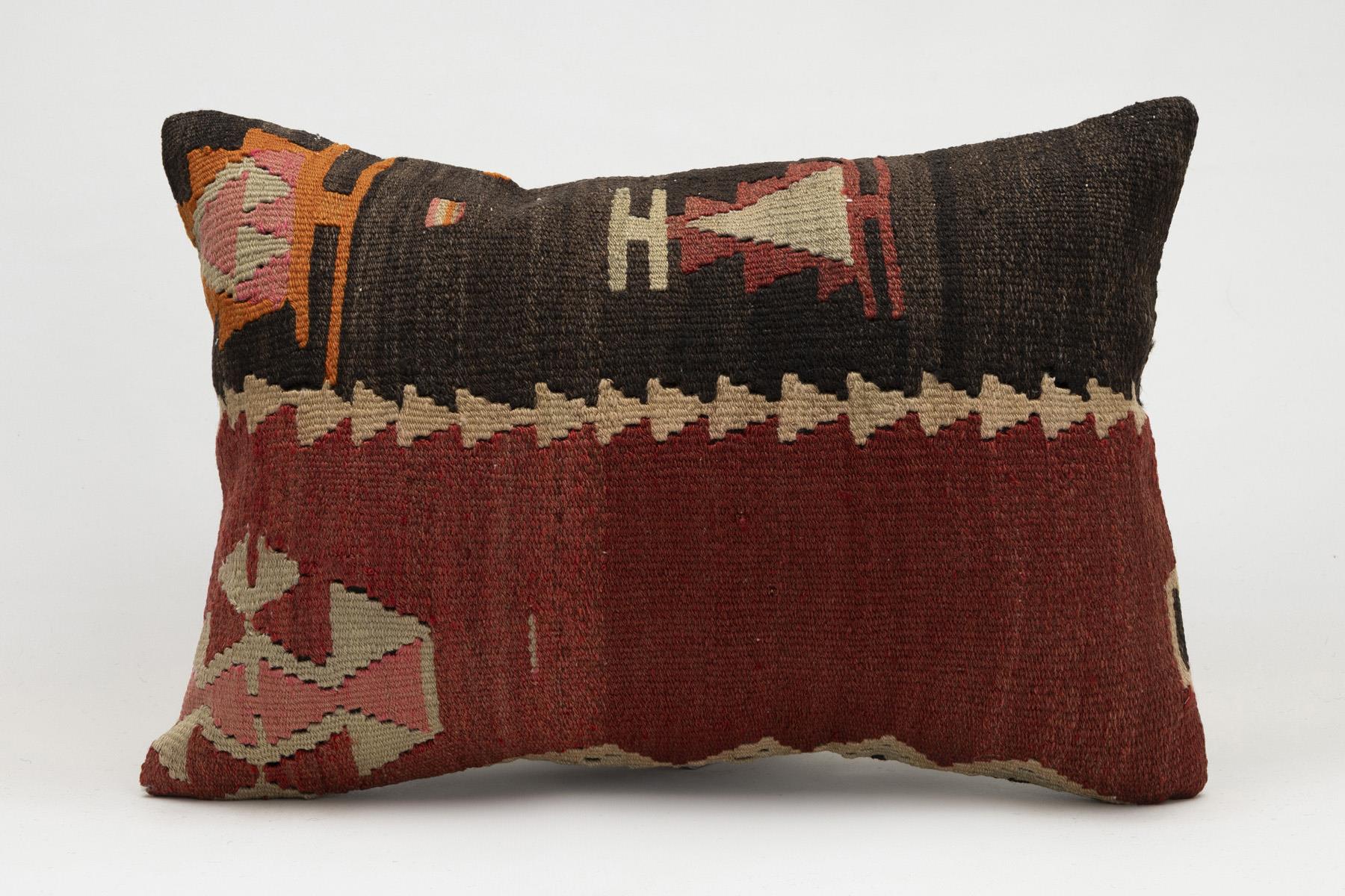 16x24 inches (40x60 cm) Kilim Pillow | KILIM WHOLESALE - Vintage Handmade Pillows - Vintage Handmade Kilim Rugs - It is 100% wool. Artistic and historical rugs. Old handwoven rugs. - Online hand woven rugs and kilim cushions sales. Shipping to a