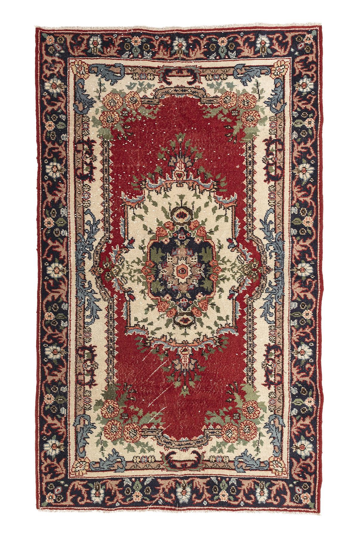 Sivas Kilim Rug (2.5 x 6.6 ft) | KILIM WHOLESALE - Vintage Handmade Pillows - Vintage Handmade Kilim Rugs - It is 100% wool. Artistic and historical rugs. Old handwoven rugs. - Online hand woven rugs and kilim cushions sales. Shipping to all ove