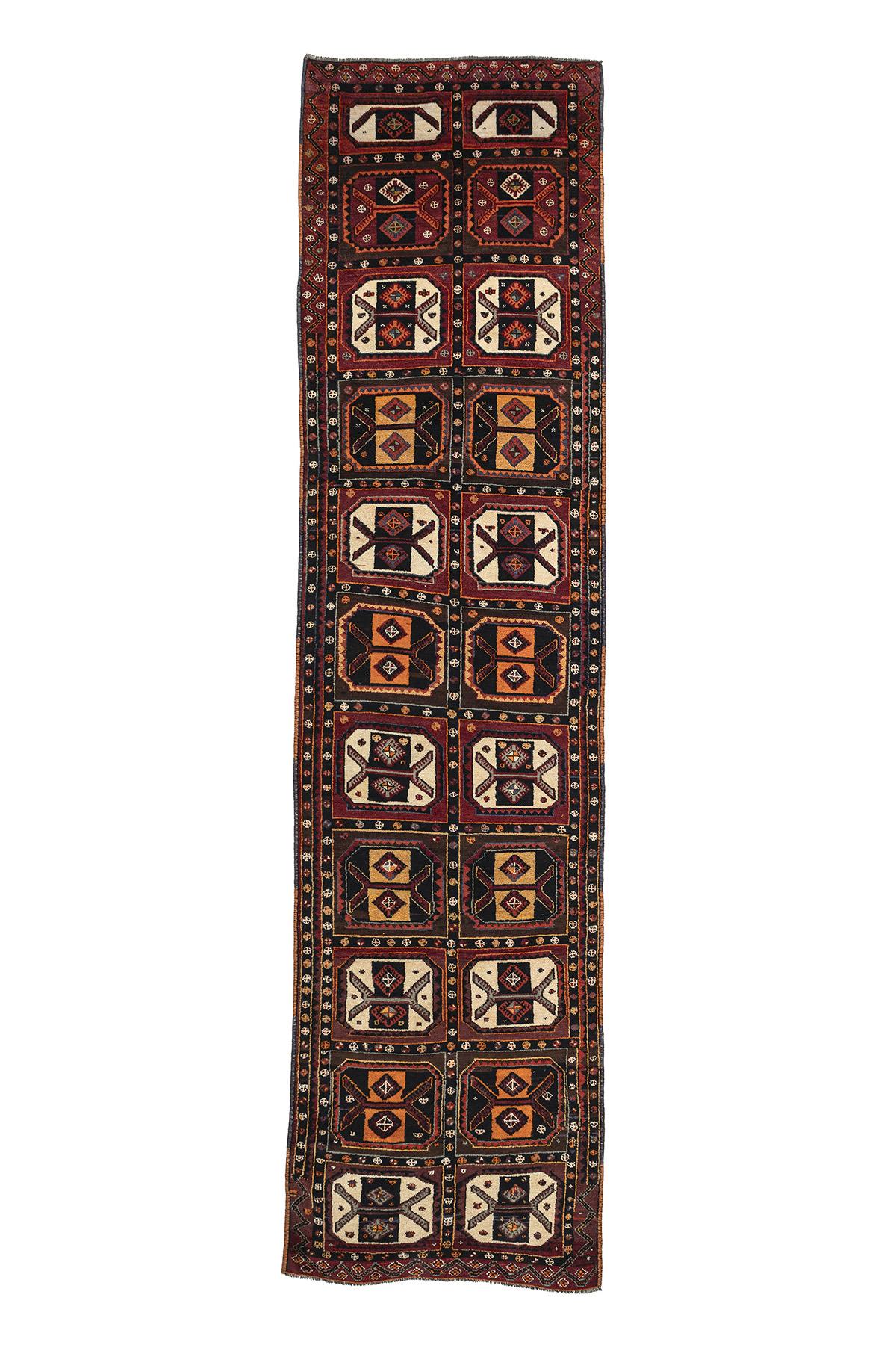 Sivas Kilim Rug (2.5 x 6.6 ft) | KILIM WHOLESALE - Vintage Handmade Pillows - Vintage Handmade Kilim Rugs - It is 100% wool. Artistic and historical rugs. Old handwoven rugs. - Online hand woven rugs and kilim cushions sales. Shipping to all ove
