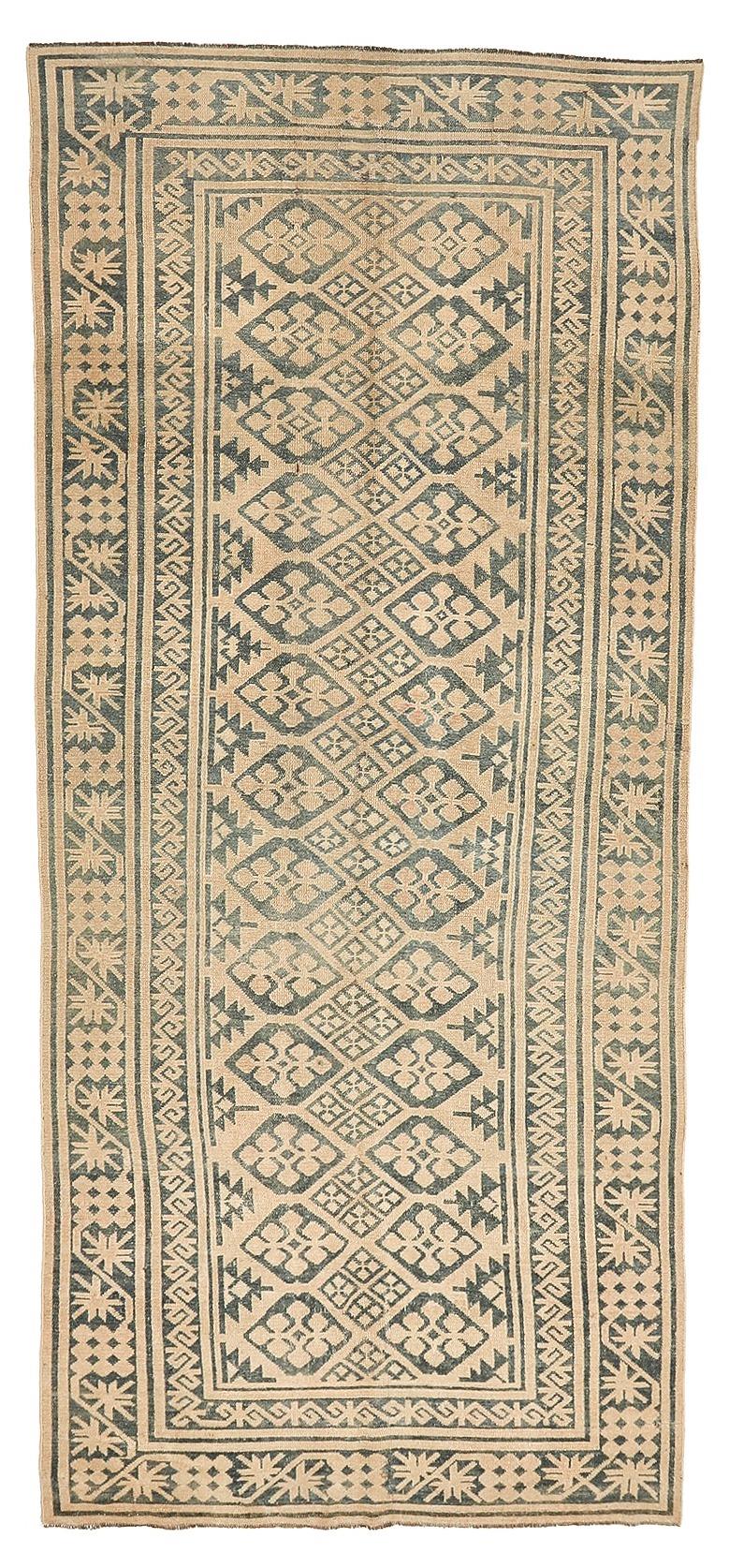 Washed Out Vintage Afghan Wool Rug - 4`9'' x 10`10''