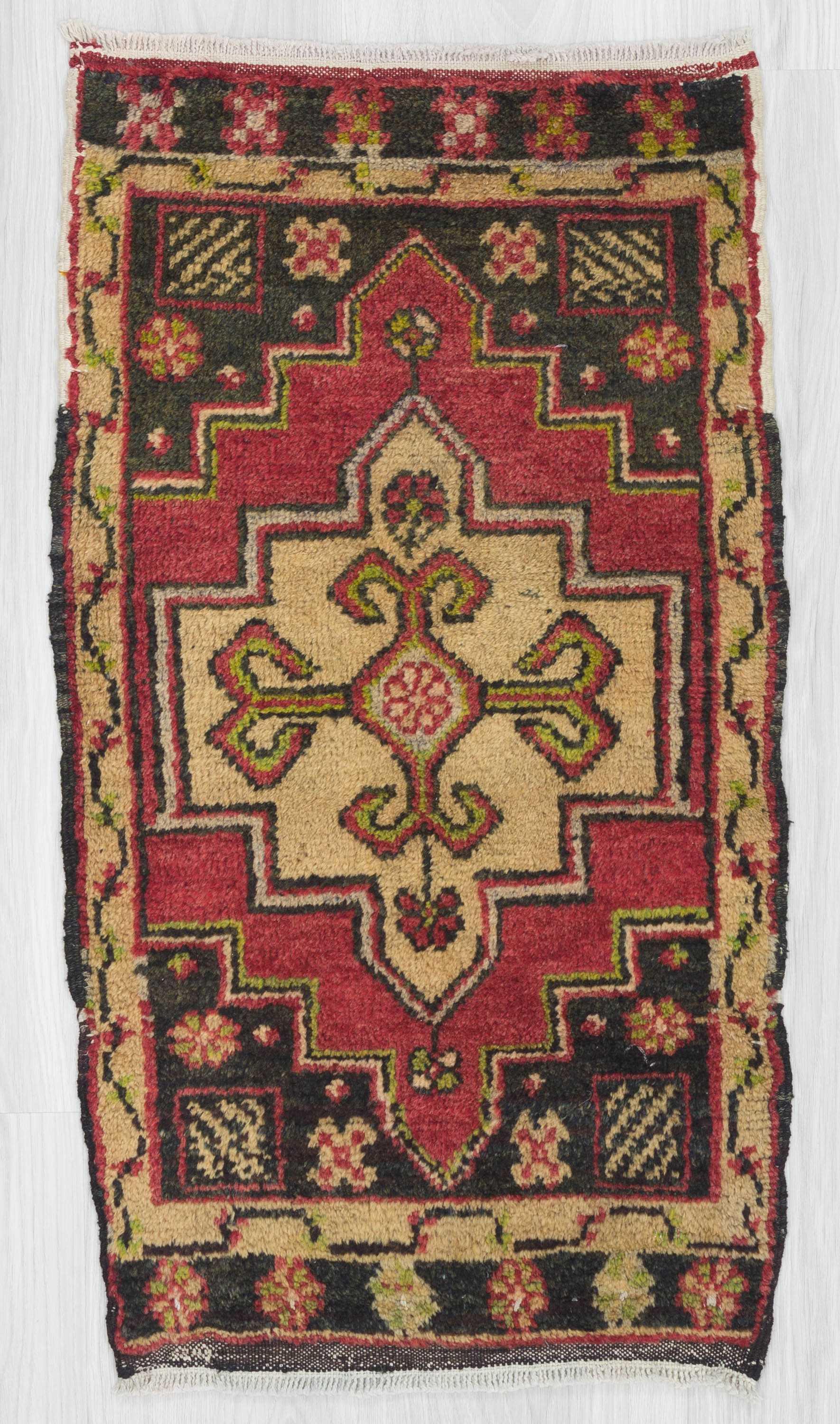 Vintage mini rug