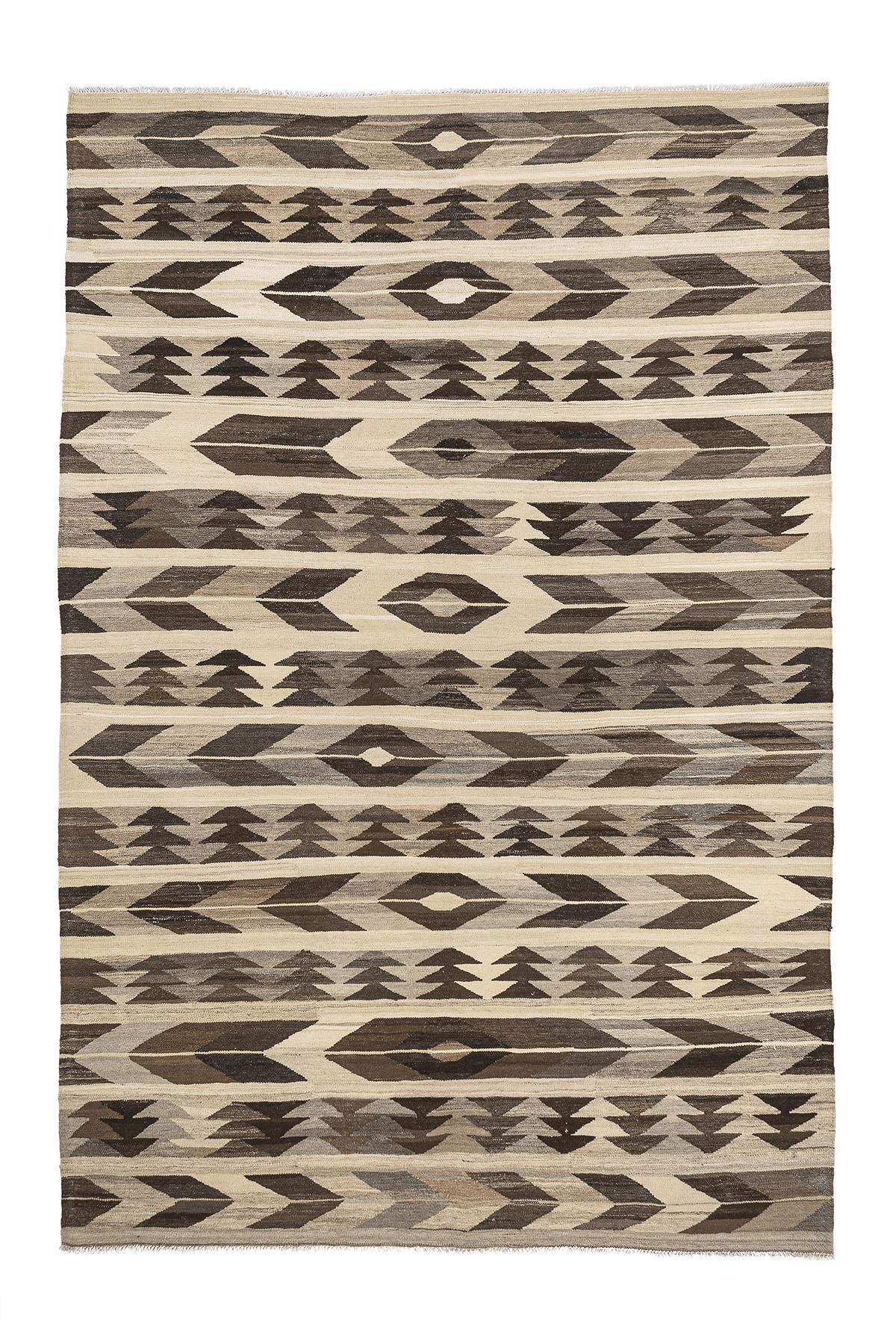 Kilim Rug (4.8 x 6.7 ft) | KILIM WHOLESALE - Vintage Handmade Pillows - Vintage Handmade Kilim Rugs - It is 100% wool. Artistic and historical rugs. Old handwoven rugs. - Online hand woven rugs and kilim cushions sales. Shipping to all over the 