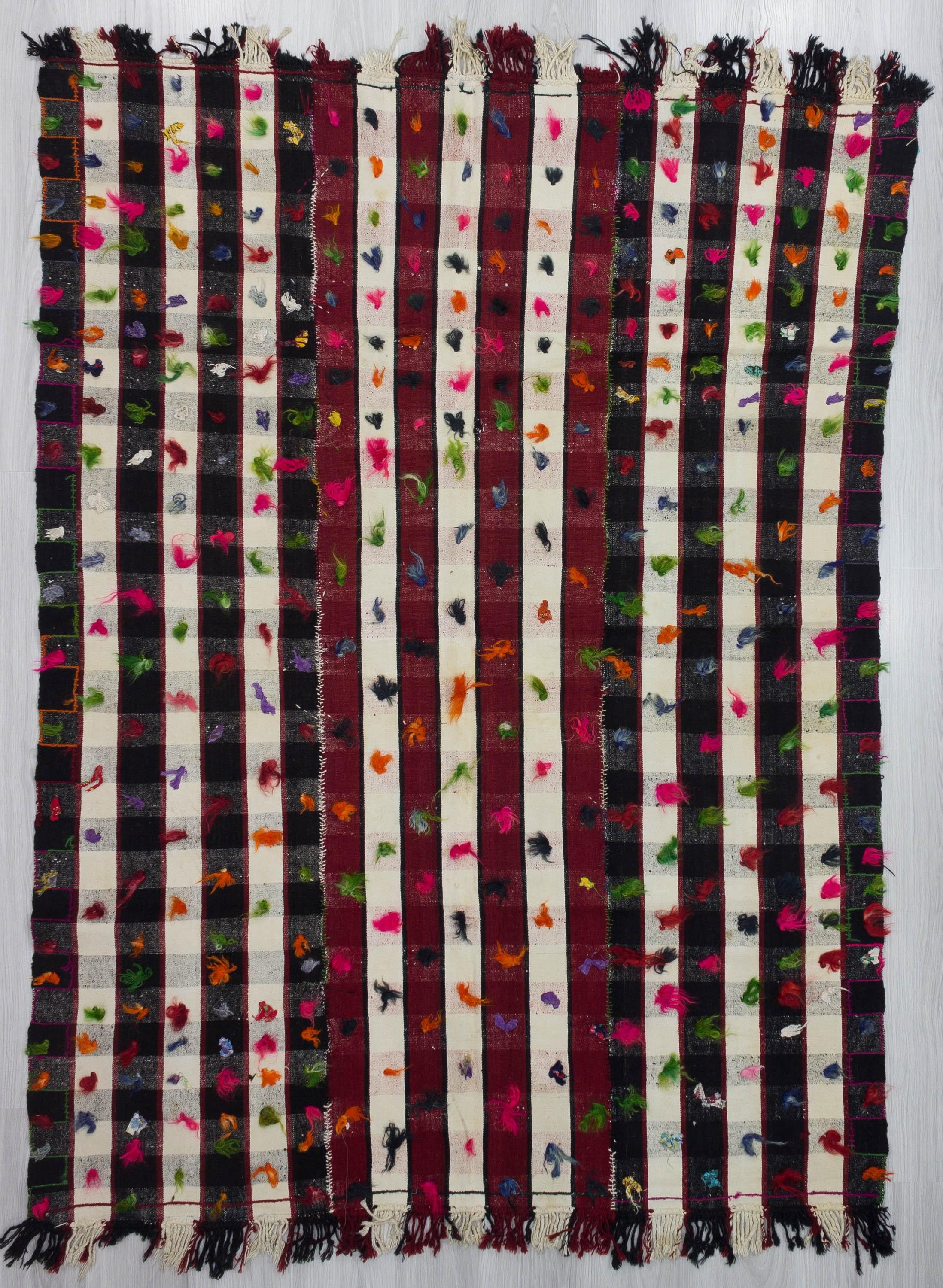 Decorative vintage filikli rug