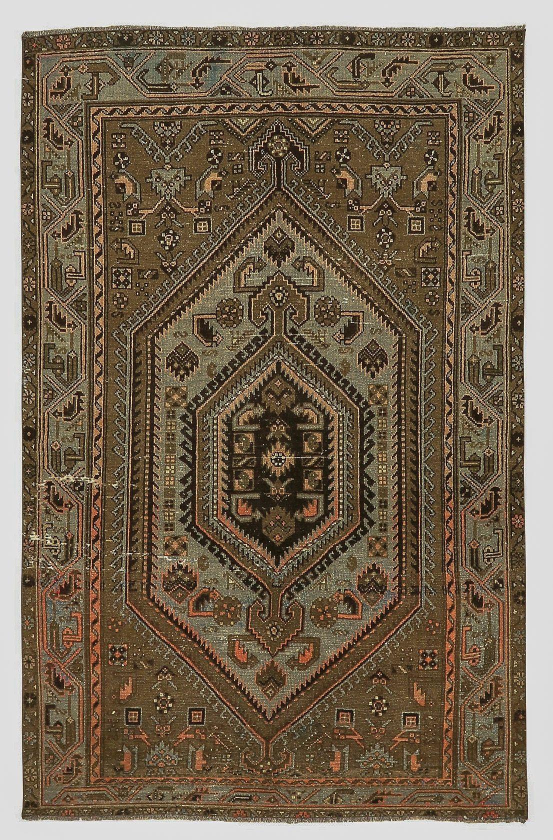 Decorative Vintage Wool Rug - 4`5'' x 6`8''
