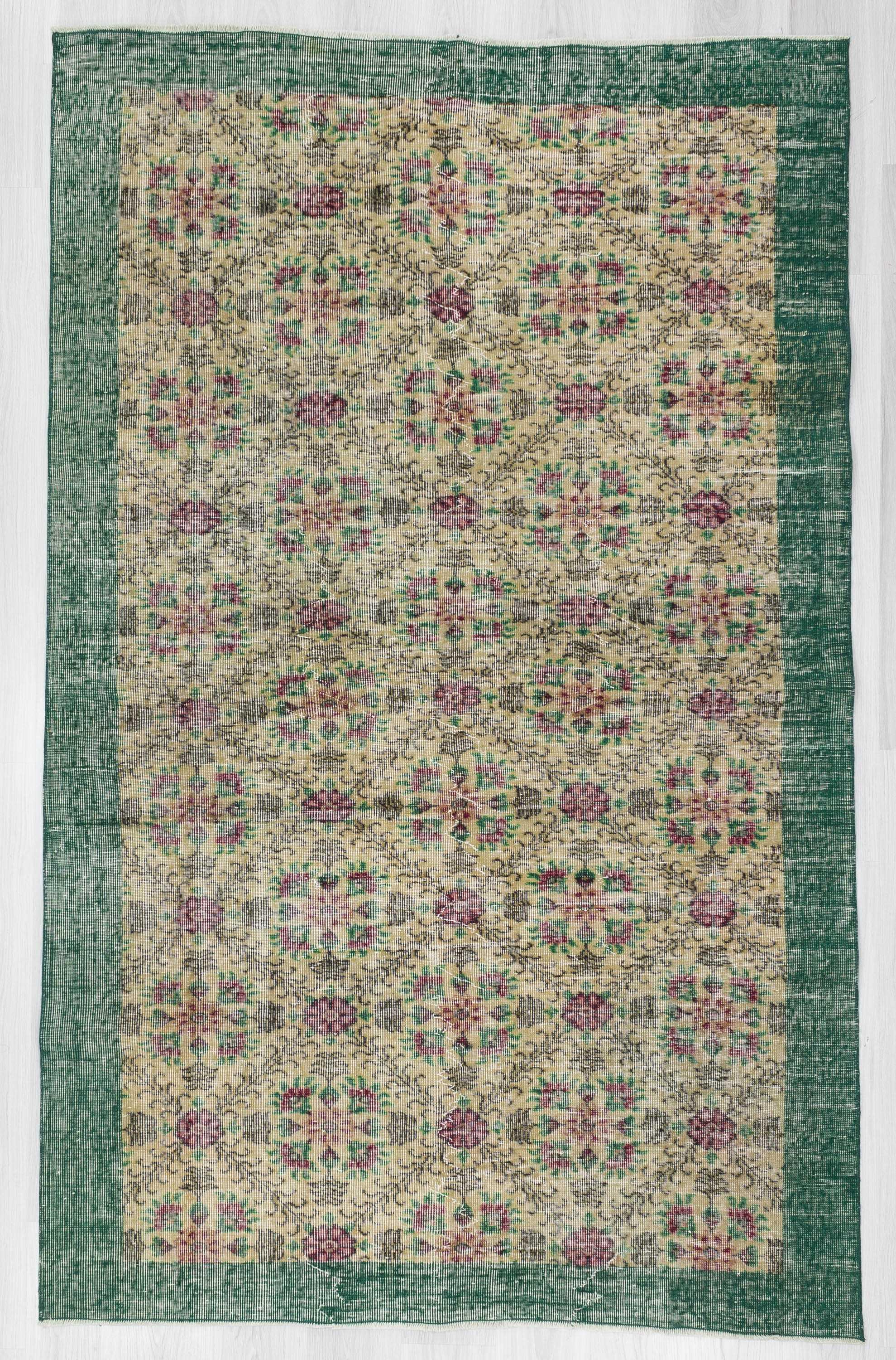 Floral vintage Turkish rug