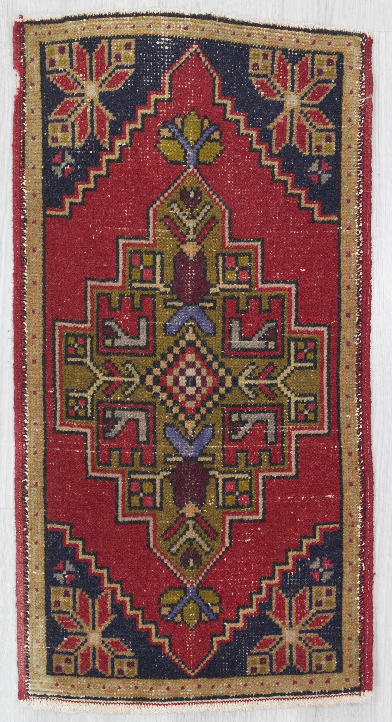Mini Red / Black Decorative Turkish Carpet