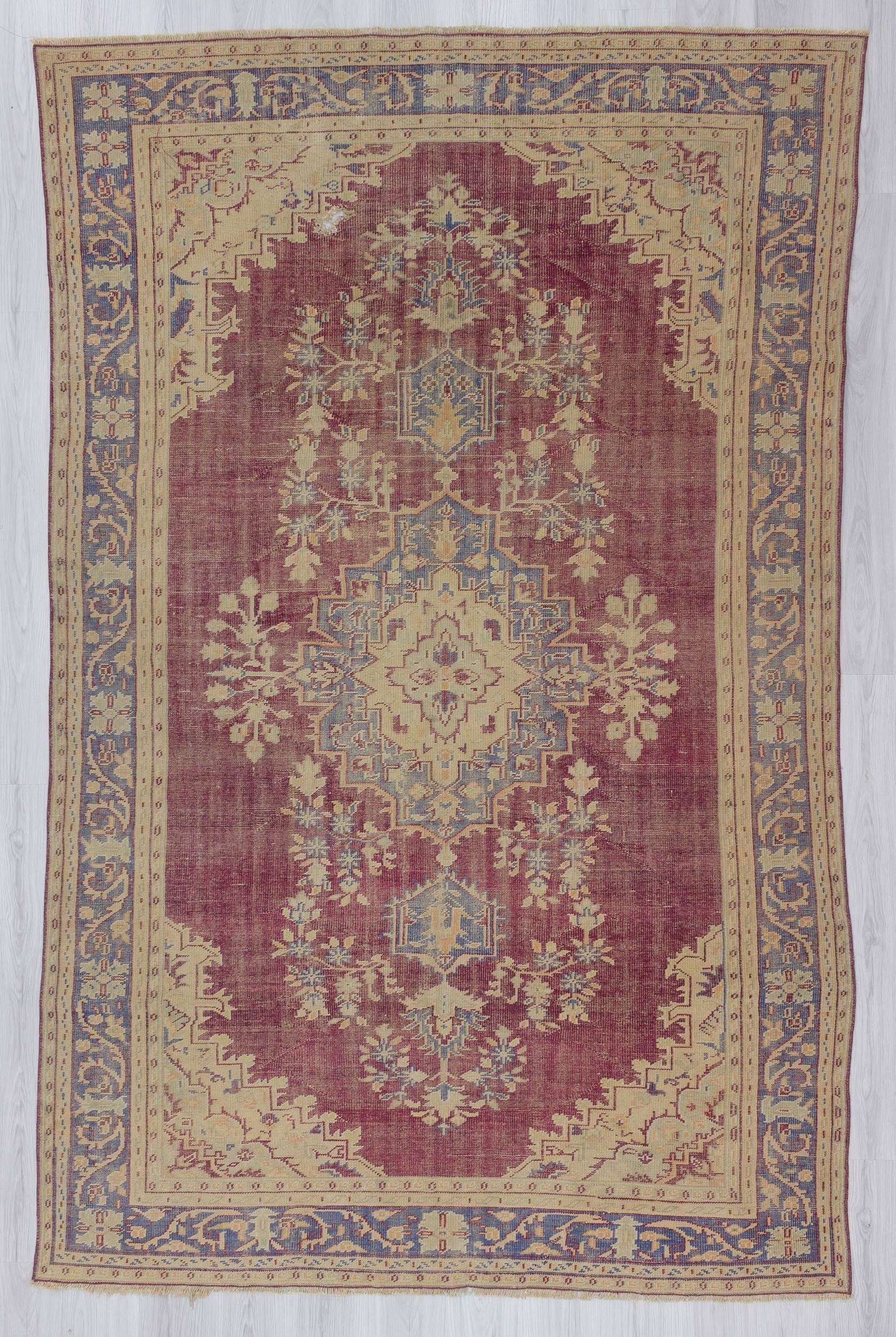 Vintage handknotted Turkish rug
