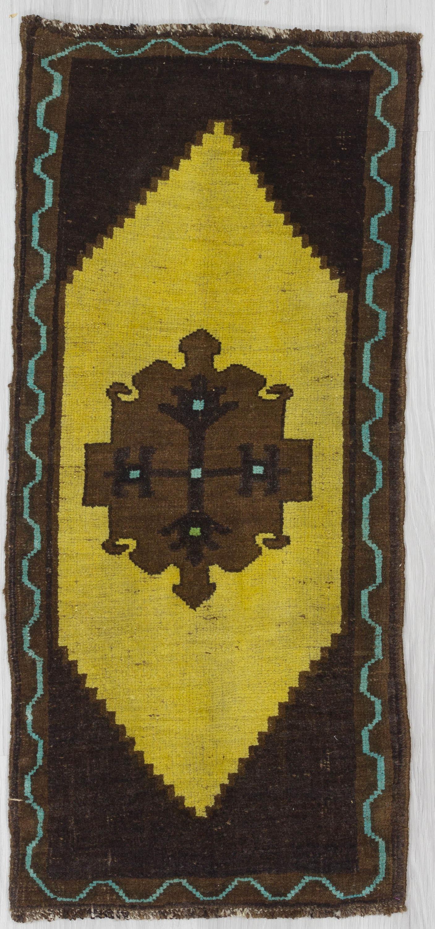 Yellow / Brown Vintage Mini Carpet