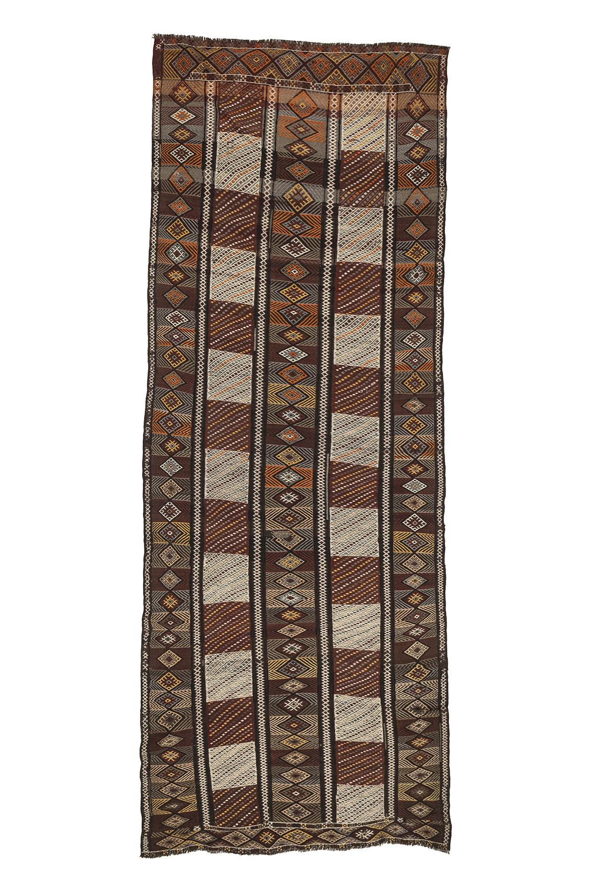 Kars kilim rug
