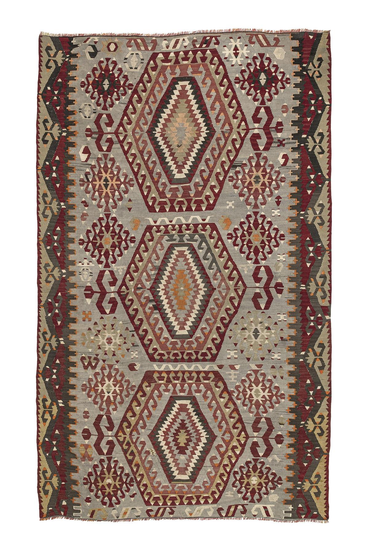 Kars kilim rug