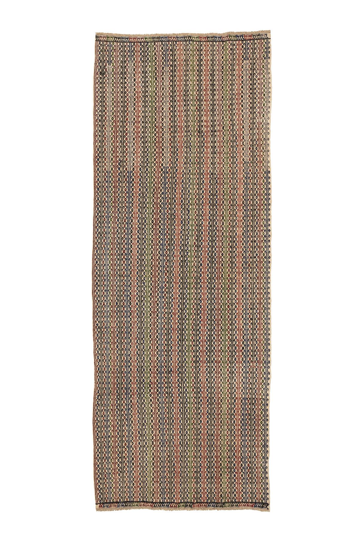 Kars kilim rug