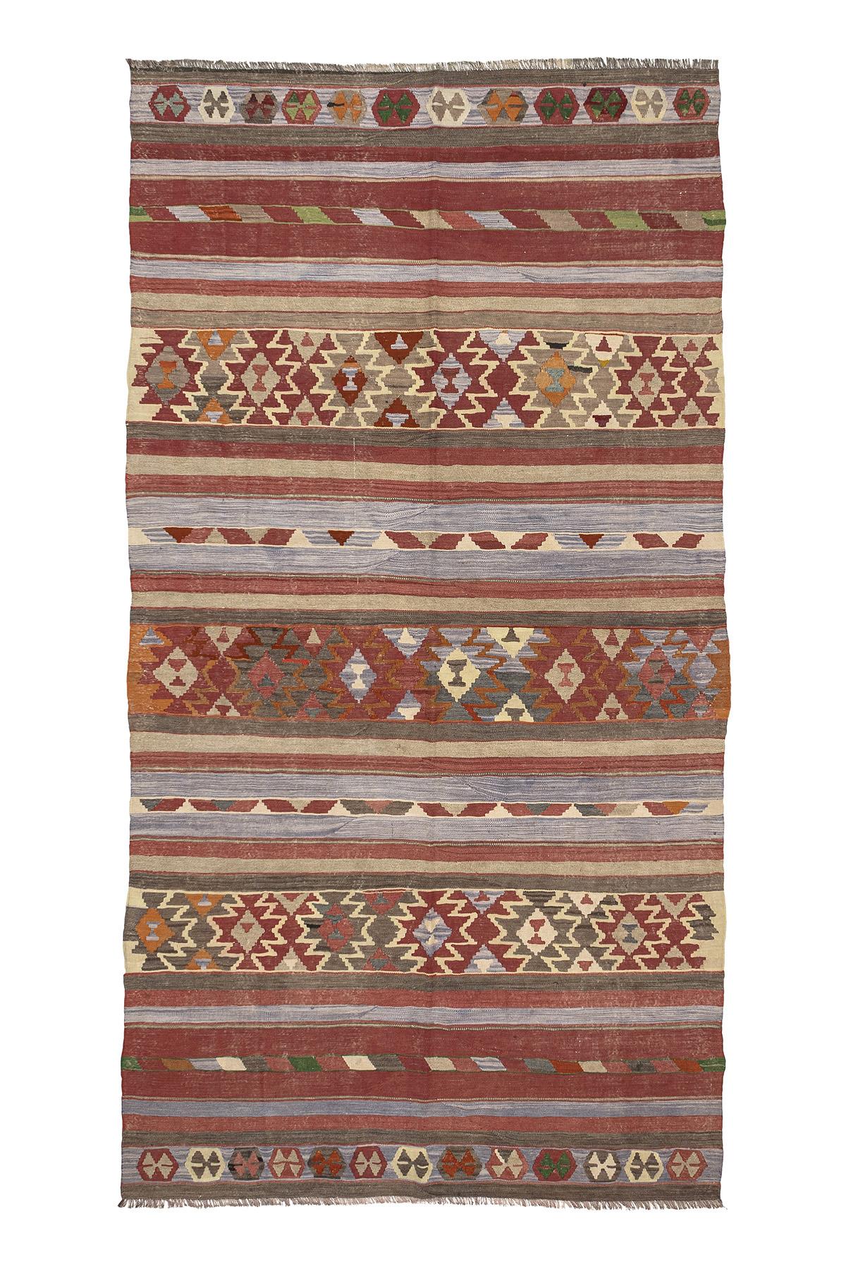 Kars kilim rug