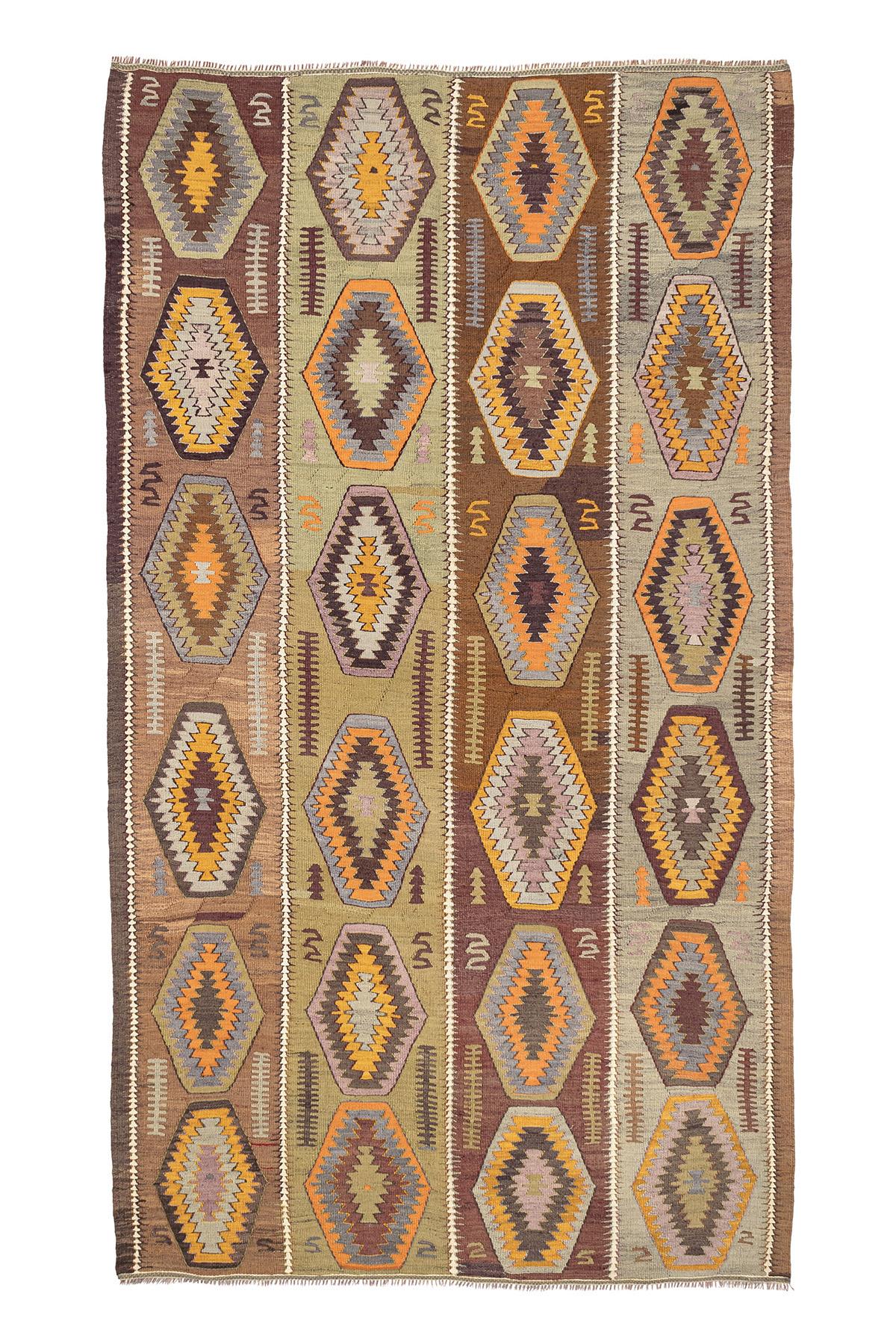 Kars kilim rug
